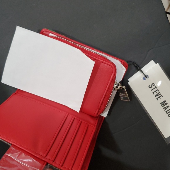 Steve Madden brown plaid checkered look and cherry print bglory red snap wallet - Picture 4 of 12